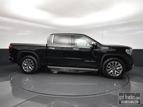 Used 2022 GMC Sierra 1500 Denali w/ Denali Reserve Package AWD/4WD image 51