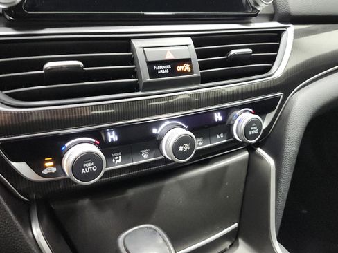 Used 2022 Honda Accord Sport image 32