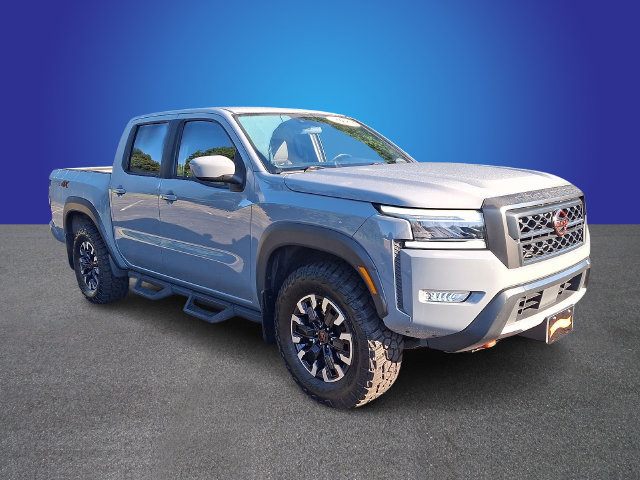 Used 2023 Nissan Frontier PRO-4X w/ Tow Package AWD/4WD image 3
