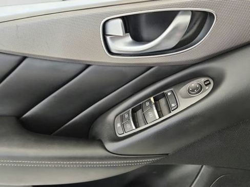 Used 2015 INFINITI Q50 Premium w/ Navigation Package AWD/4WD image 19