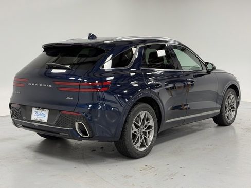 Used 2022 Genesis GV70 2.5T w/ Select Package image 4