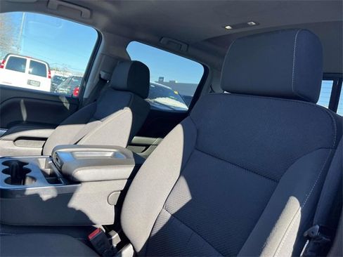 Used 2018 Chevrolet Silverado 1500 LT w/ All Star Edition image 12