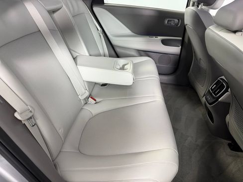 Used 2024 Hyundai Ioniq 6 SEL RWD image 30