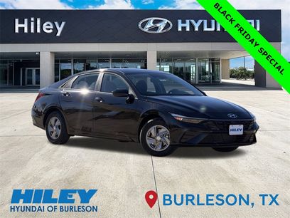 New 2026 Hyundai Elantra SE