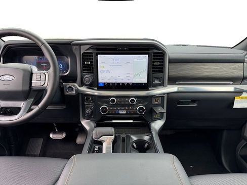 New 2025 Ford F150 Lariat w/ Equipment Group 502A High image 13