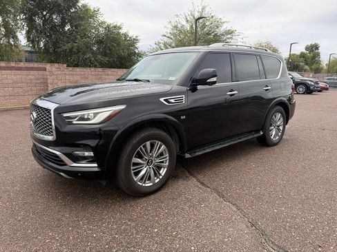 Used 2018 INFINITI QX80 4WD w/ Driver Assistance Package image 6