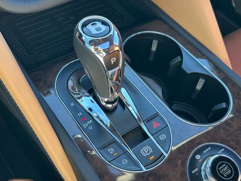 New 2025 Bentley Bentayga Extended Wheelbase AWD/4WD image 49