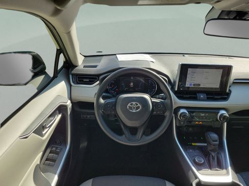 Certified 2025 Toyota RAV4 XLE AWD/4WD image 12