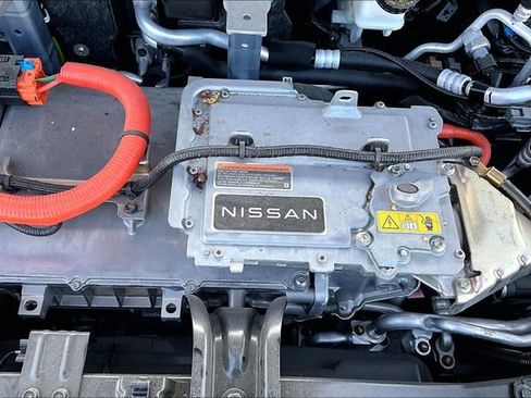 Used 2023 Nissan Ariya AWD image 34