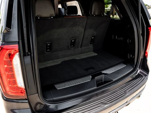 Used 2023 GMC Yukon Denali Ultimate AWD/4WD image 63