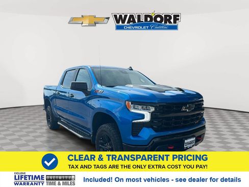 Used 2024 Chevrolet Silverado 1500 LT Trail Boss w/ Convenience Package II AWD/4WD image 1