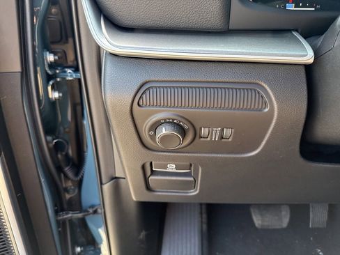 New 2026 Jeep Grand Wagoneer 4WD image 16