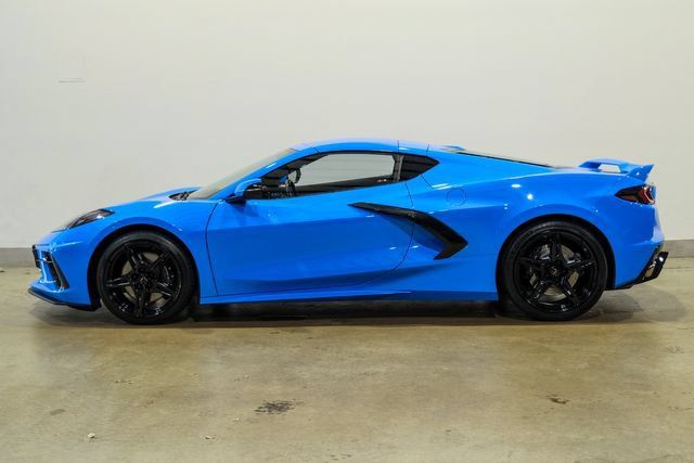 Used 2023 Chevrolet Corvette Stingray Preferred Cpe w/ Z51 Performance Package RWD image 6