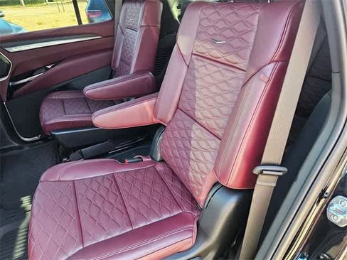 Used 2026 Cadillac Escalade Luxury w/ Touring Package image 22