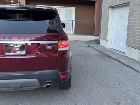 Used 2016 Land Rover Range Rover Sport SE image 6