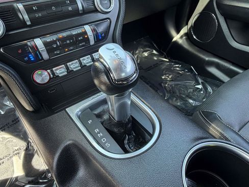 Used 2020 Ford Mustang Premium RWD image 11