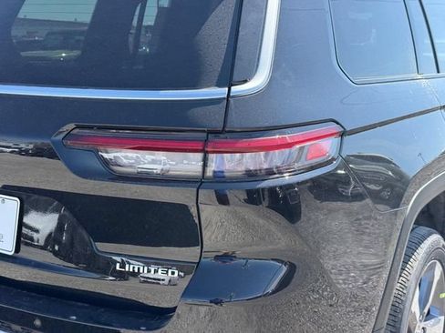 New 2026 Jeep Grand Cherokee L Limited w/ Luxury Tech Group II AWD/4WD image 4