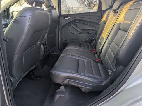 Used 2019 Ford Escape Titanium AWD/4WD image 21