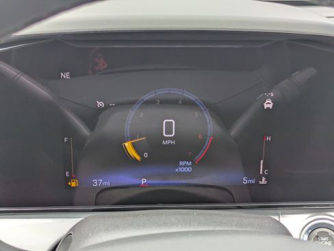 New 2026 Chevrolet Trax LT FWD image 21