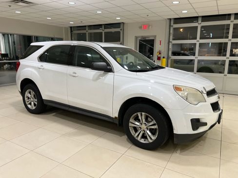 Used 2015 Chevrolet Equinox LS image 1