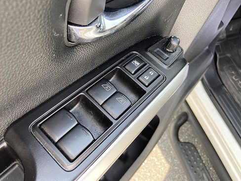 Used 2023 Nissan Titan SV w/ Accessory Utility Package AWD/4WD image 10