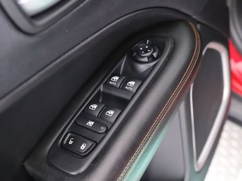 Used 2018 Jeep Compass Limited w/ Navigation Group AWD/4WD image 19