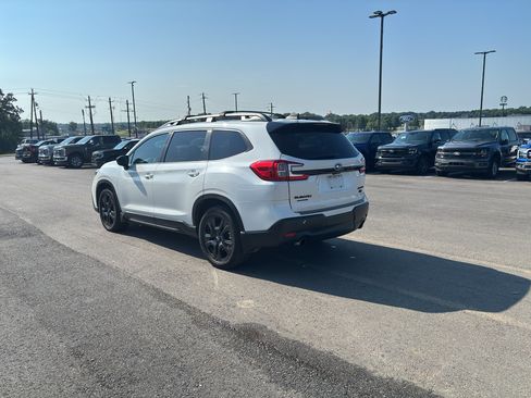 Used 2024 Subaru Ascent Onyx Edition Limited AWD/4WD image 2