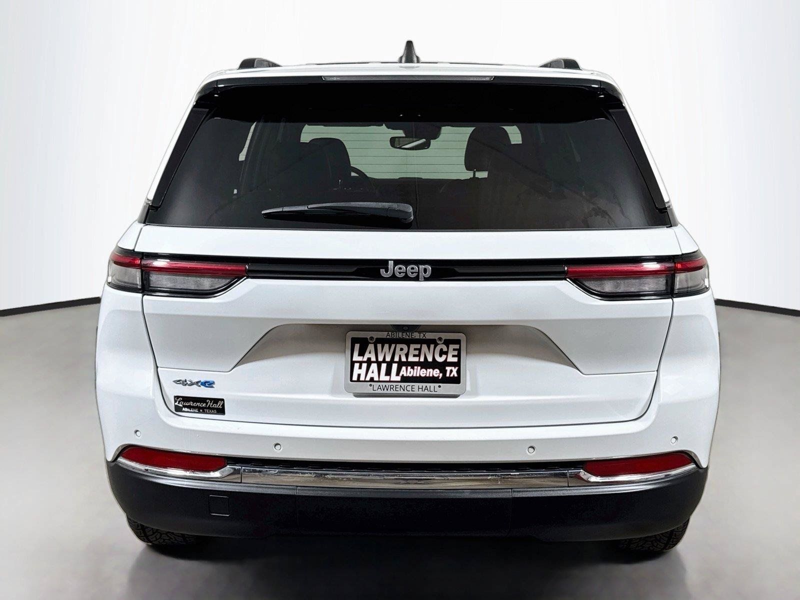 Used 2024 Jeep Grand Cherokee Limited 4xe AWD/4WD image 5