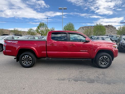 Used 2020 Toyota Tacoma 4x4 Double Cab image 6
