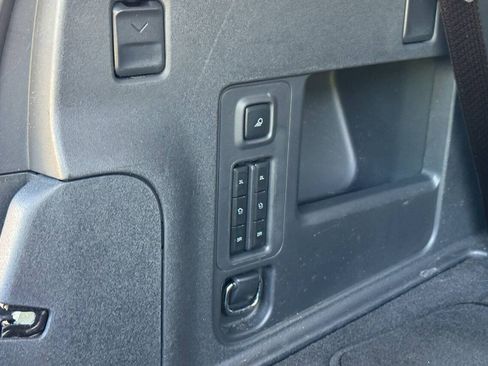 Used 2025 Ford Expedition Active AWD/4WD image 21