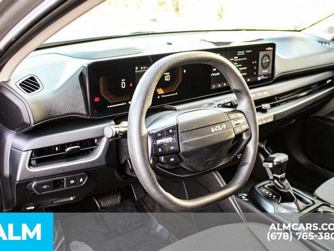 Used 2025 Kia K4 LXS image 22