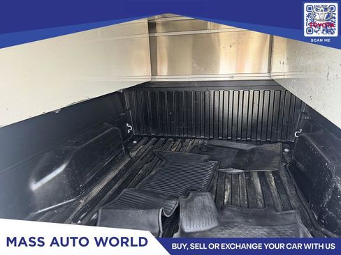 Used 2019 Toyota Tacoma SR5 image 5