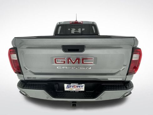 Used 2026 GMC Canyon Elevation image 5