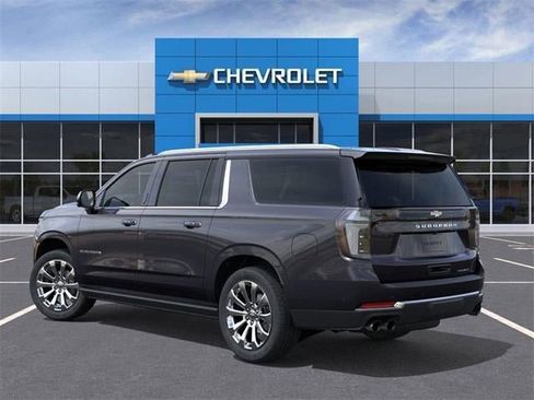New 2025 Chevrolet Suburban Premier image 16
