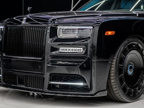 Used 2025 Rolls-Royce Phantom Sedan RWD image 6