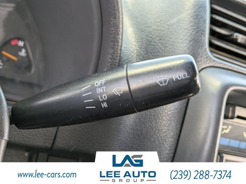 Used 1998 Chevrolet Tracker 4WD Convertible image 21