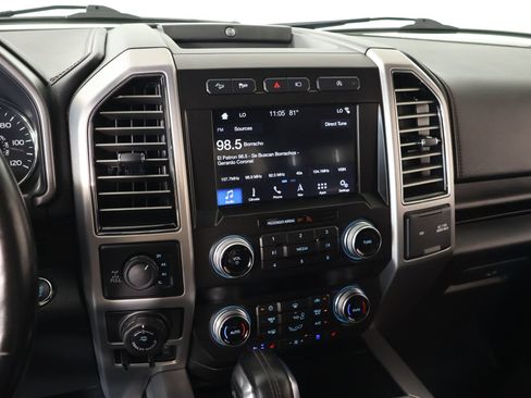 Used 2019 Ford F150 Platinum w/ Equipment Group 701A Luxury AWD/4WD image 5