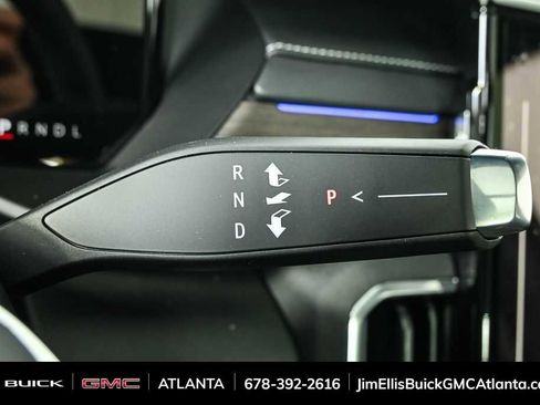 New 2026 GMC Acadia Denali w/ Super Cruise Package FWD image 18