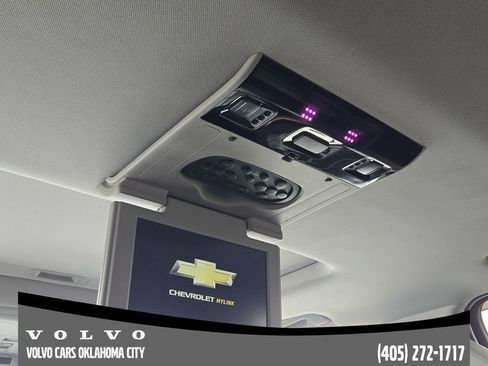 Used 2019 Chevrolet Suburban Premier AWD/4WD image 26