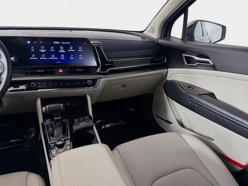 Certified 2023 Kia Sportage EX FWD image 24