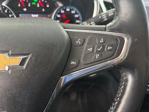 Used 2020 Chevrolet Equinox Premier FWD image 13