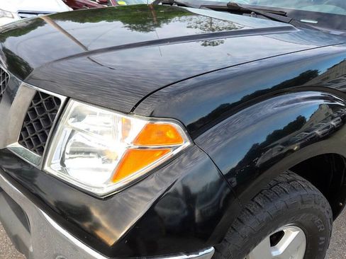 Used 2008 Nissan Frontier SE w/ SE Value Truck Pkg AWD/4WD image 20