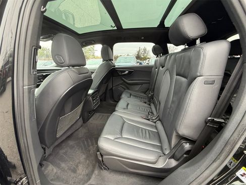 Used 2023 Audi Q7 2.0T Premium w/ Convenience Package image 24