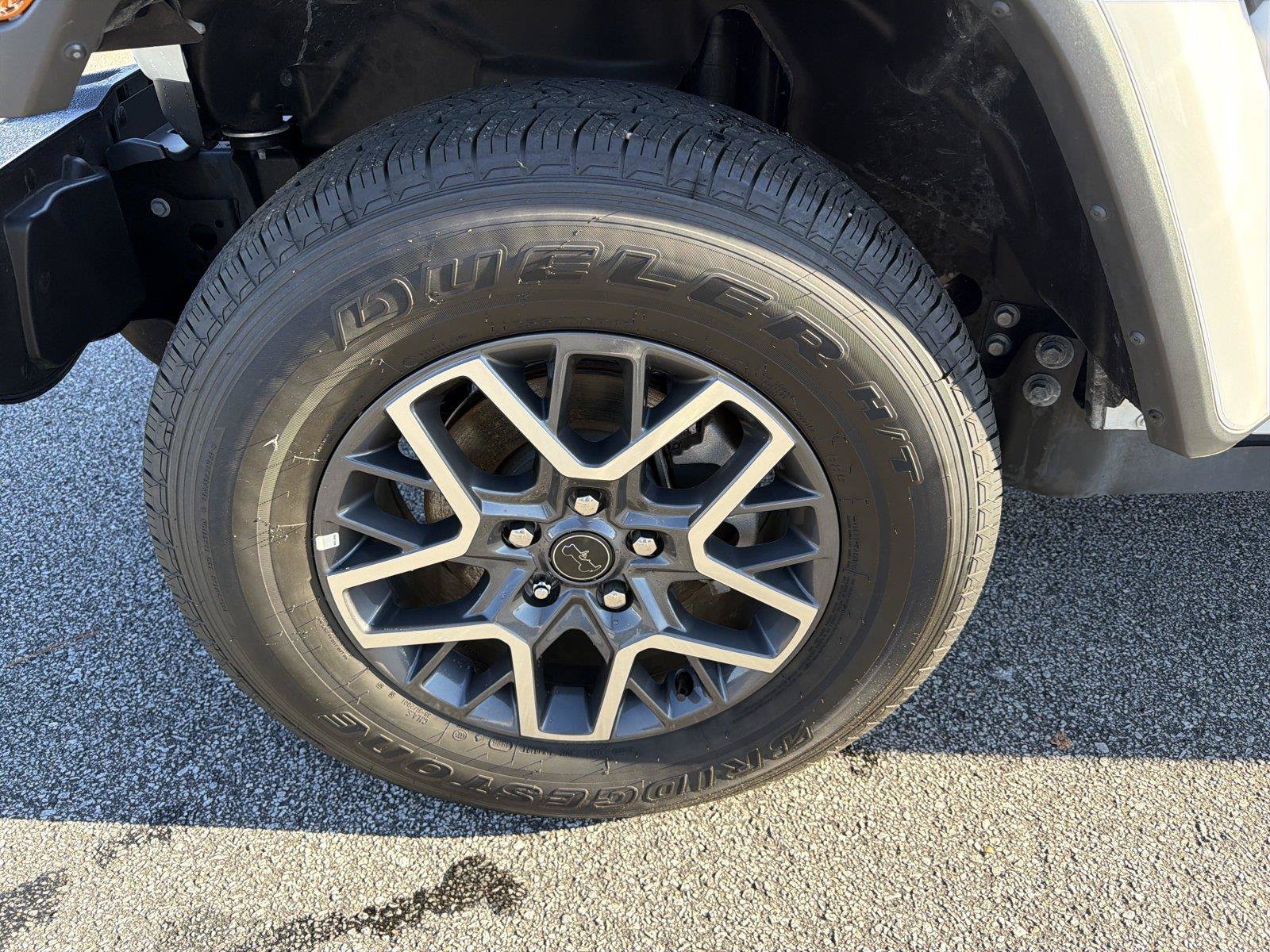 Used 2026 Jeep Wrangler Unlimited Sahara AWD/4WD image 10