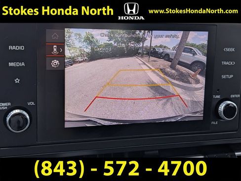 Used 2023 Kia Carnival LX FWD image 25