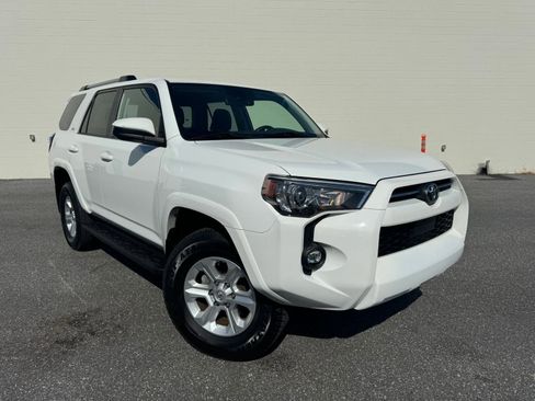 Used 2024 Toyota 4Runner SR5 image 1