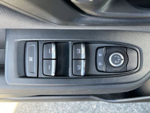Certified 2025 Subaru Forester Premium AWD/4WD image 24