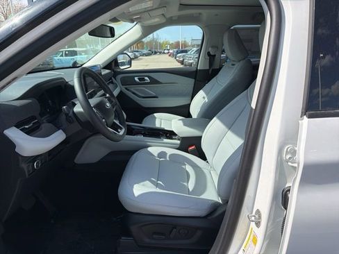 New 2026 Ford Explorer Platinum AWD/4WD image 15