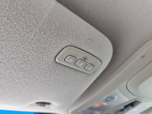 Used 2004 Volvo S80 2.5T image 29