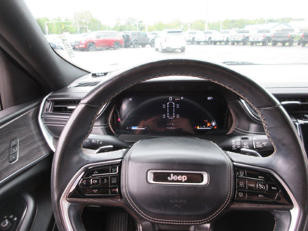 Used 2022 Jeep Grand Cherokee L Overland AWD/4WD image 37